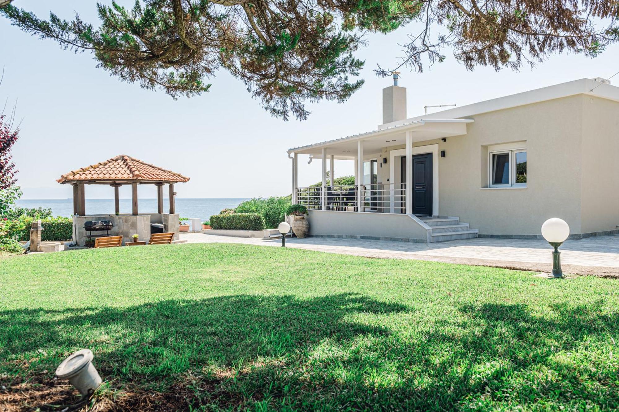 Holiday home Mare Makri