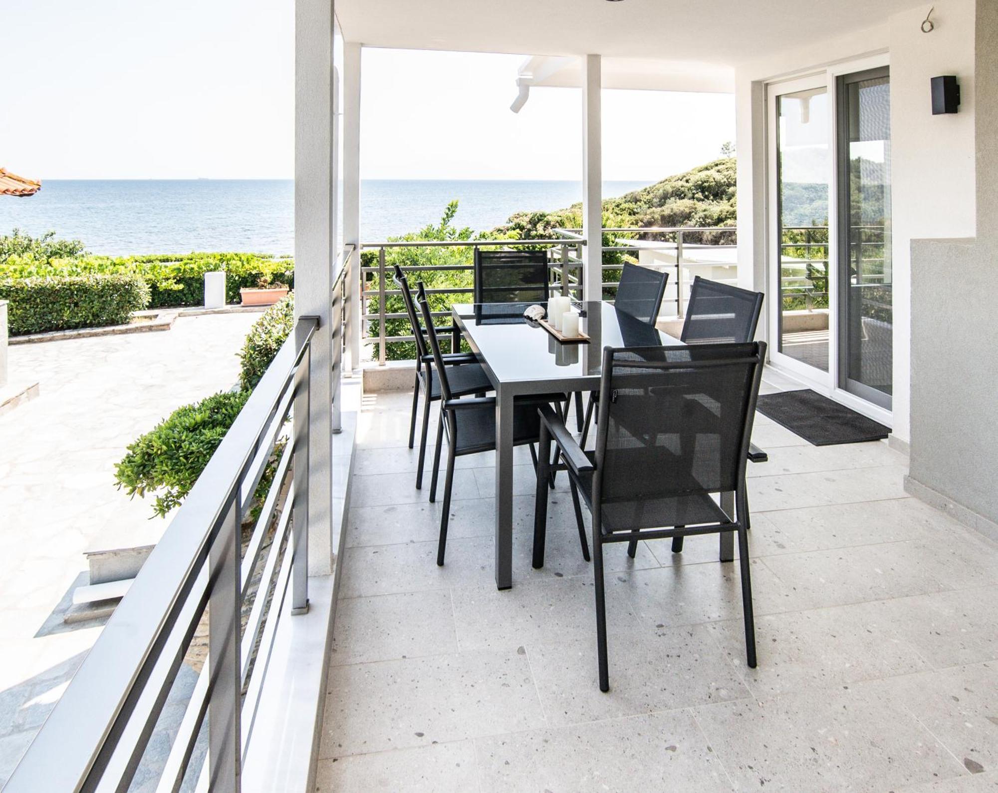 Holiday home Mare Makri